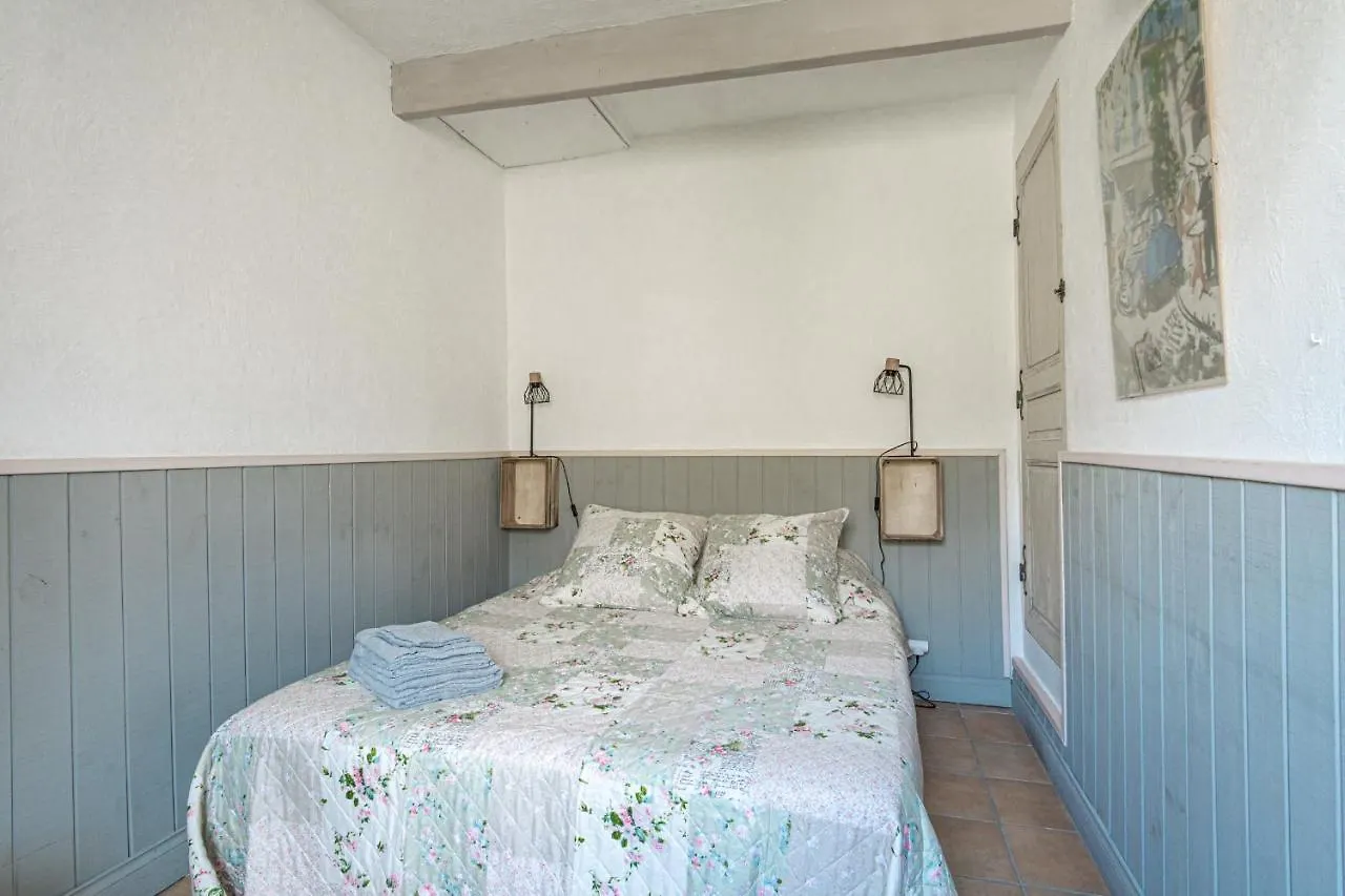 Hébergement de vacances Maison de village au coeur de LʼIsle-sur-la-Sorgue